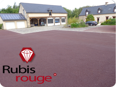 enrobe rubis rouge